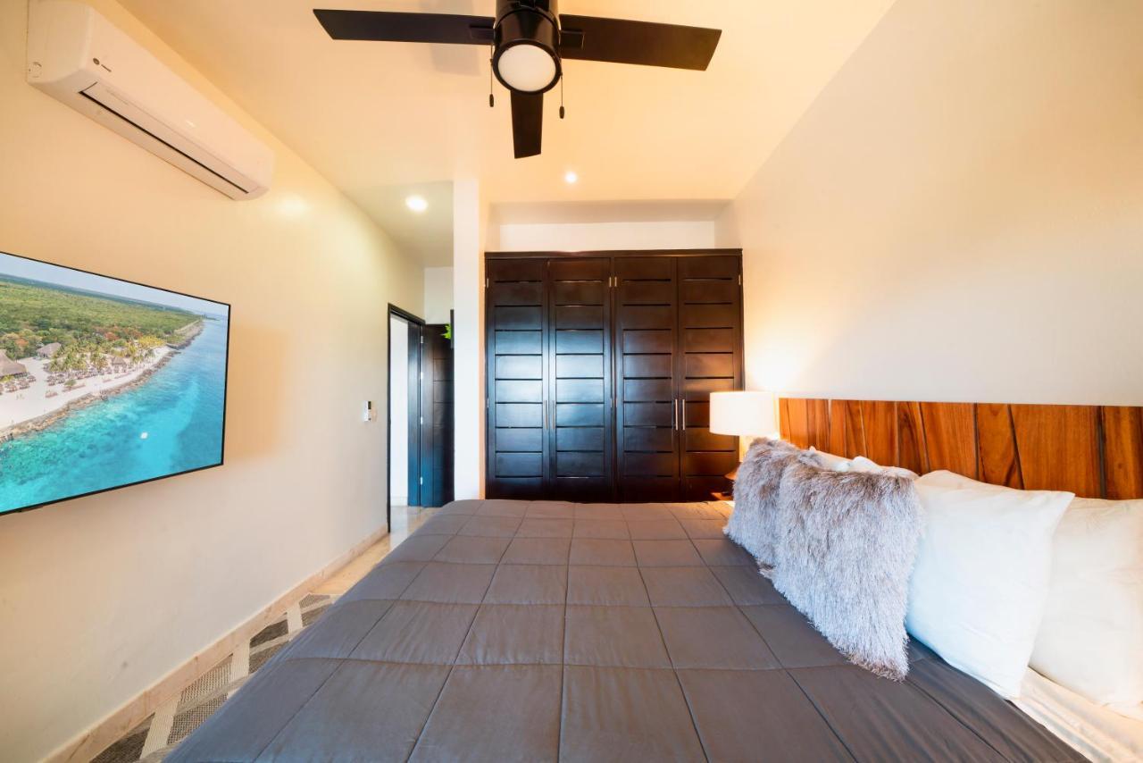 Condo Surf 405 - Luxury Oceanview Beachfront 3 Bedroom With Gym - At El Faro Condos Playa del Carmen Exterior photo